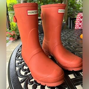 Hunter women’s original short adjustable back boots size 7